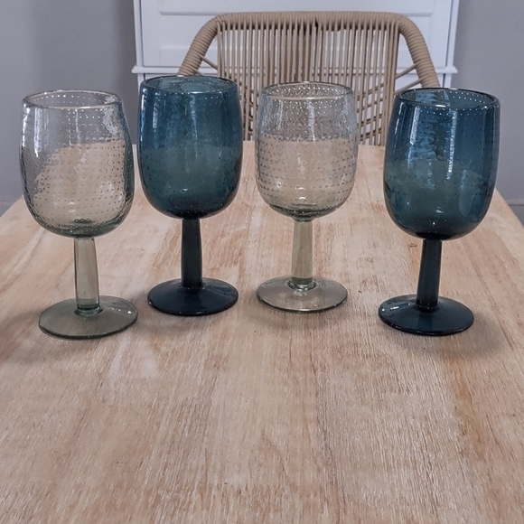 HANDBLOWN WINE JUICE WATER GLASSES GOBLETS MIX MATCH SET OF 4 - Picture 1 of 5